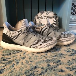 MENS ultra boost white/black ✨